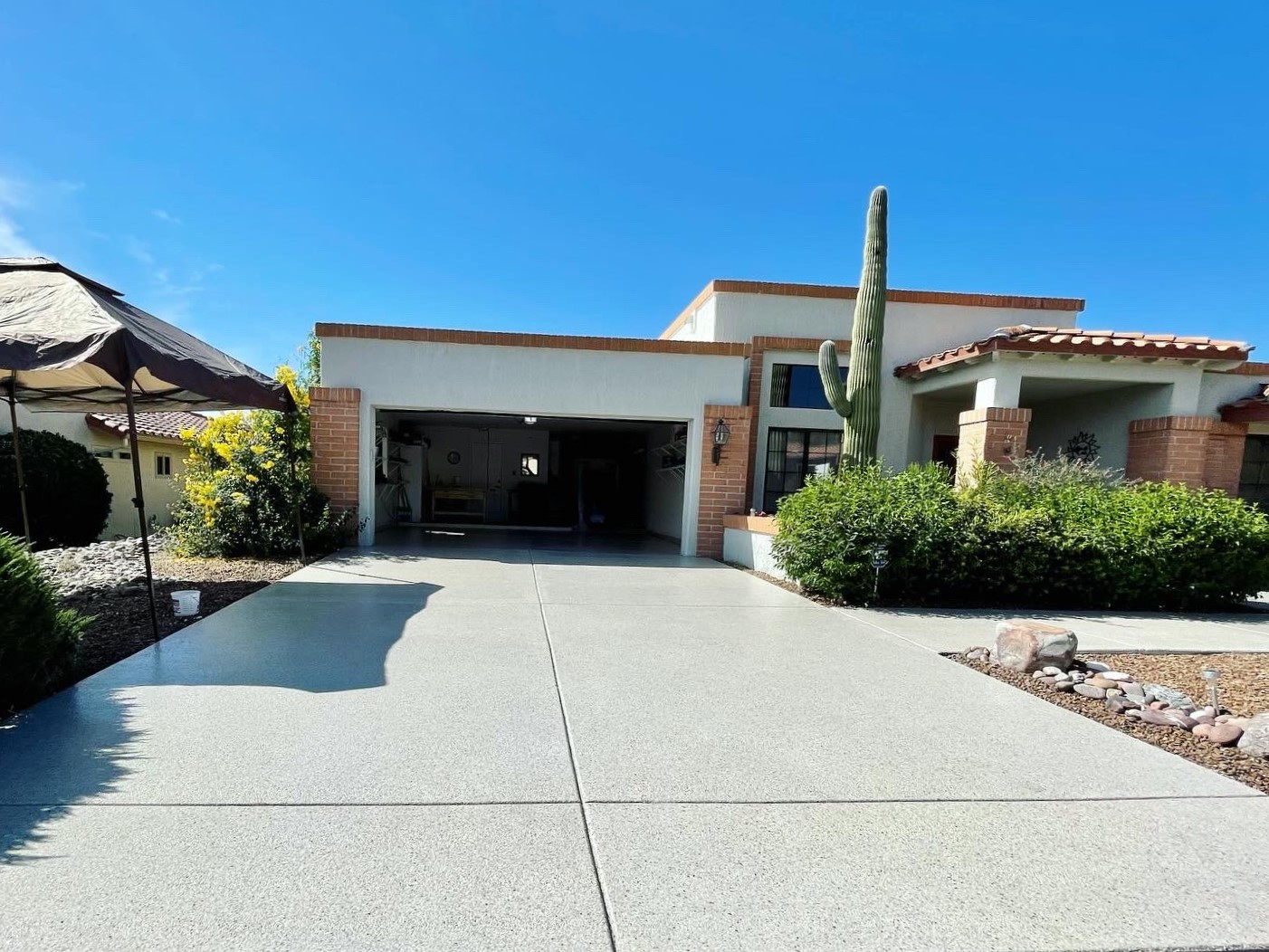 Superior Driveway, Walkway, Garage Combo Coating Service Completed In Oro Valley, AZ